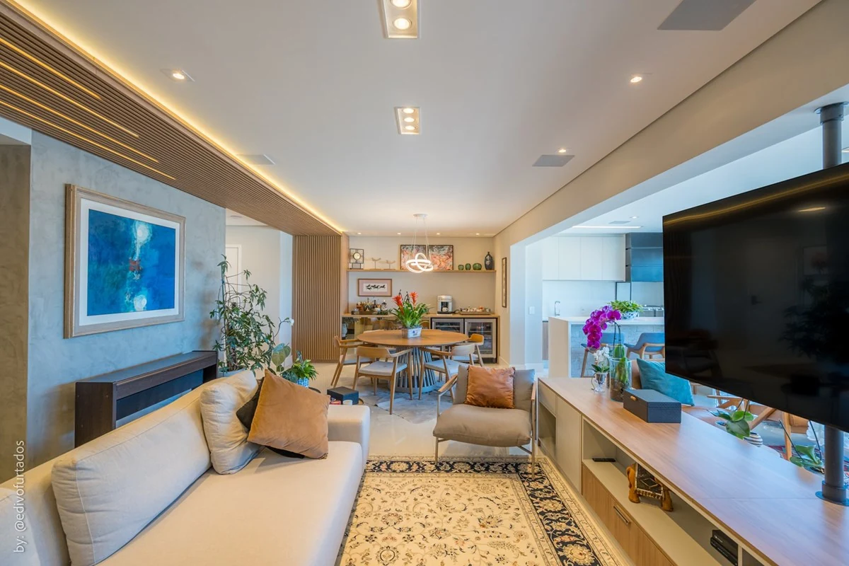Sala de estar e sala de jantar integradas · Apartamento de 3 suítes com vista livre em Jundiaí