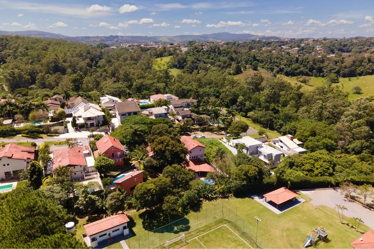Vista aérea do condomínio · Casa em condomínio com 3 suítes em Vinhedo