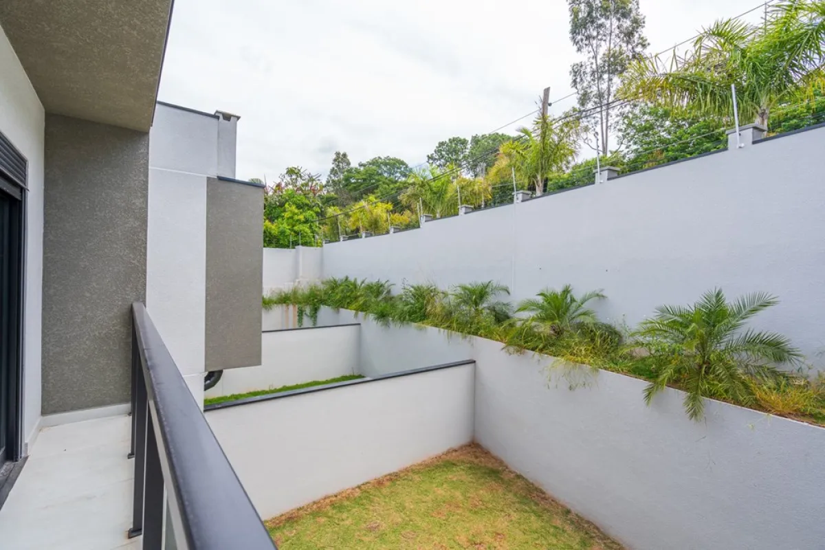  · Casa nova de 3 suítes em condomínio em Vinhedo