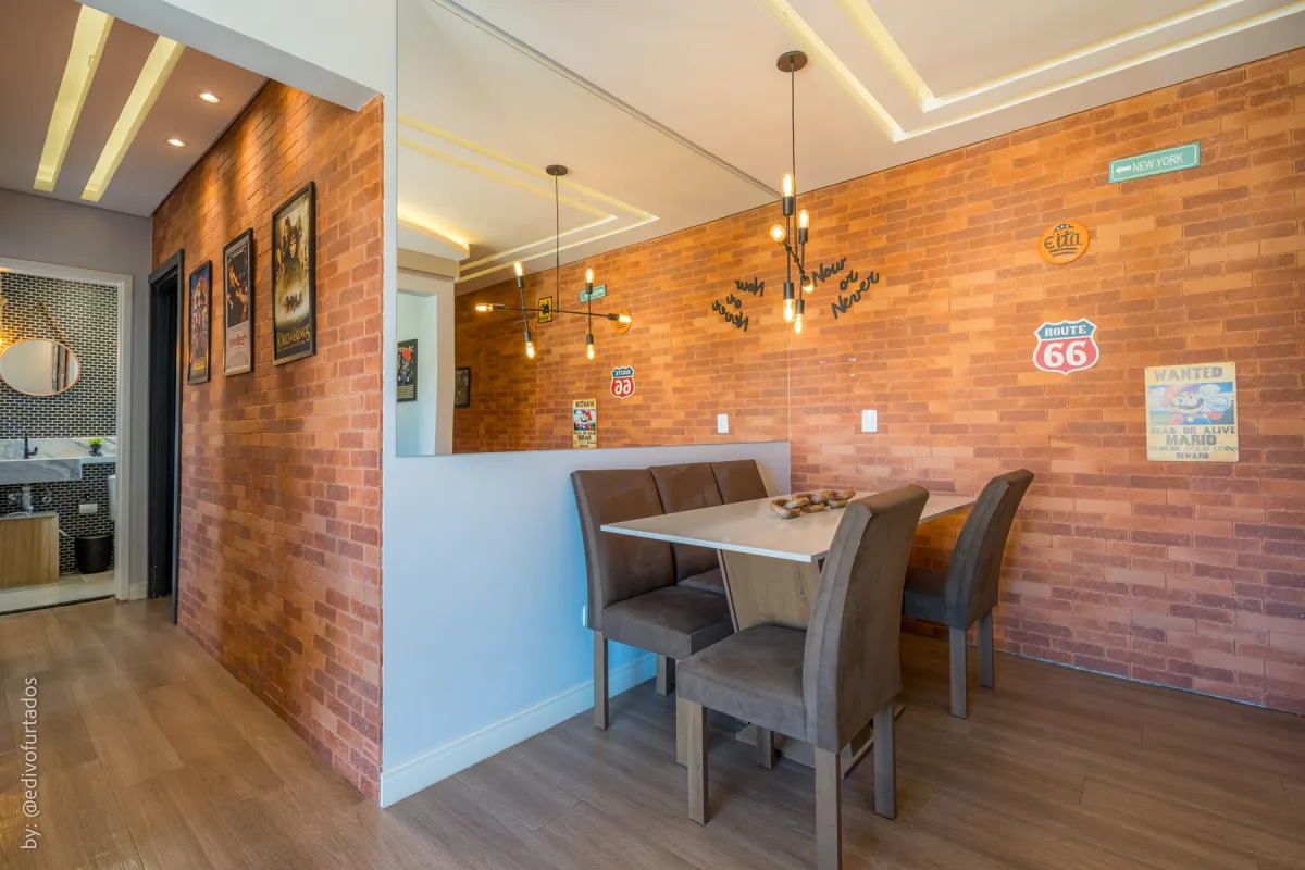 A sala de jantar vista do corredor · Cobertura com terraço, jacuzzi e espaço gourmet em Vinhedo