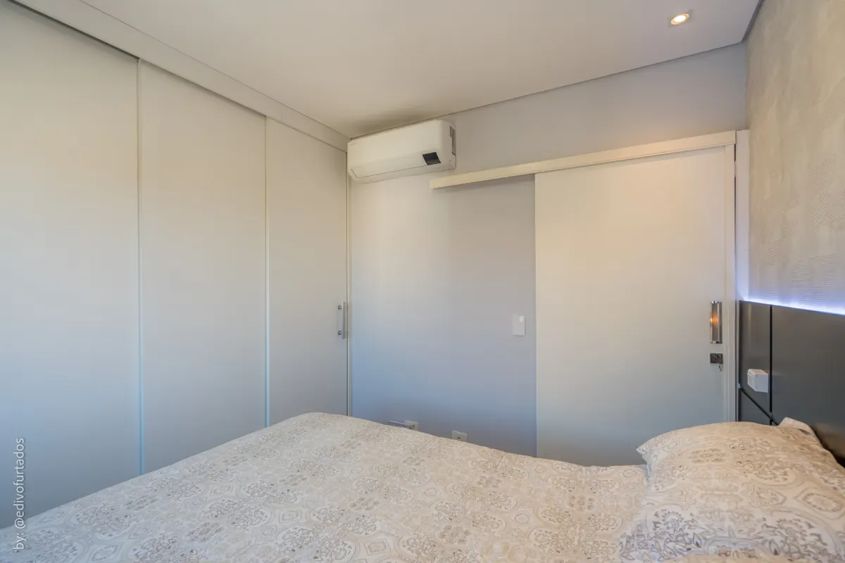 O terceiro dormitório, com armário de parede a parede · Cobertura com terraço, jacuzzi e espaço gourmet em Vinhedo