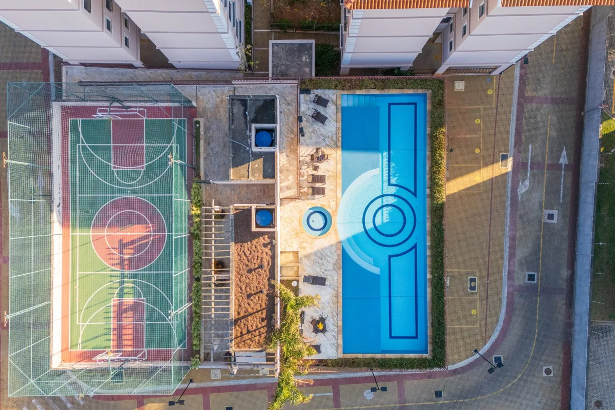A área de lazer vista de cima · Cobertura com terraço, jacuzzi e espaço gourmet em Vinhedo